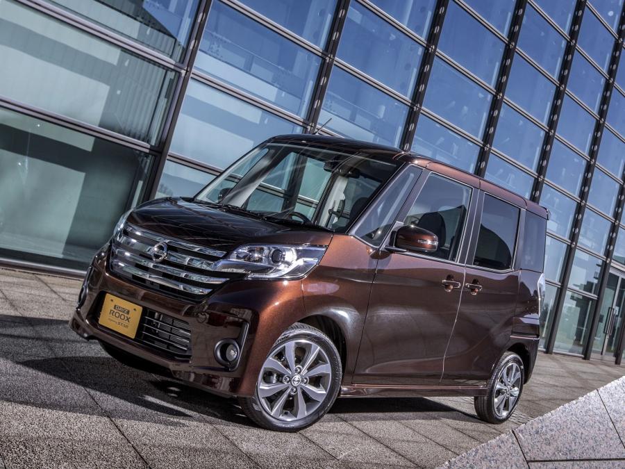  Nissan Dayz Roox Highway Star 2013 года  (фото 9 из 11)